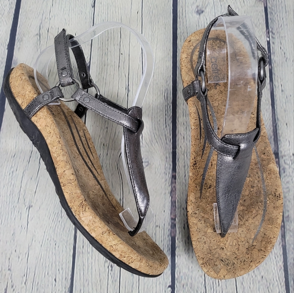 AETREX | cork thong sandals